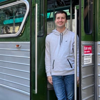 ✶ ✶ ✶ ✶ || ✈️ 🚴🚊 || he/him || creator of @isCTAokay, @isMetraOkay, @isWMATAokay 💙 Find me on Bluesky at https://t.co/EVueru2fnZ 🦋