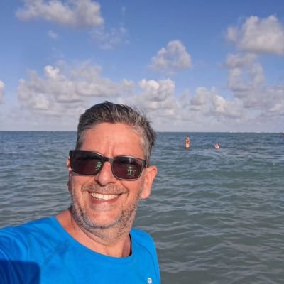 JosOvie23782254's profile image