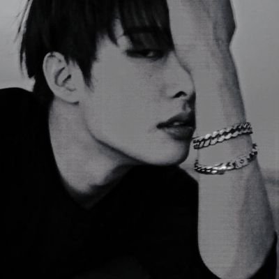 ؘ Profile