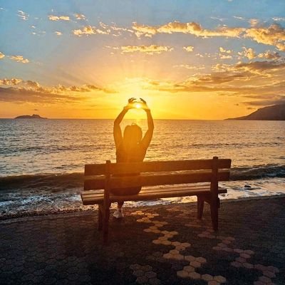Antoniakout's profile picture. #team_musicLov3rs
🔸https://t.co/UMVZEmEOvL🔸