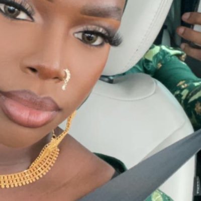 hakima_ebe's profile picture. 