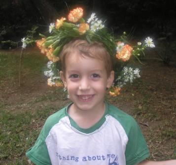 twittologic's profile picture. We are writing a book about twitter. Please send us some good tips. This Is my little boy in the Pic...Until we'll find a professional one.