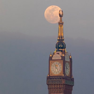اللَّهُمَّ صَلِّ وَسَلِّمْ عَلَى نَبَيِّنَا مُحَمَّدٍ.