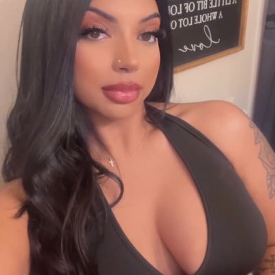 breannaaaxo_'s profile picture. insta : breannaaxo_ & bsmbeautybar 💕