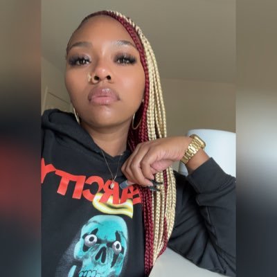 ♑️ | flower child beautiful child I’m in ya zone 🪷| I ain’t giving up no ass bucko .. I ain’t got nun for ya |.