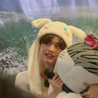นูน่าไน๊ (@lalalalovememor) 's Twitter Profile Photo