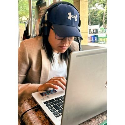 En lo correcto, lo retorcido/Dios me dio cerebro para no creer en religiones/EstadísticaESPOL/DataScienceSEE/MaestranteAI/ @MasappData /BSC