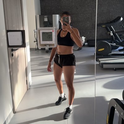 Lydia_Daki's profile picture. 31Y || 🇹🇩x🇫🇷