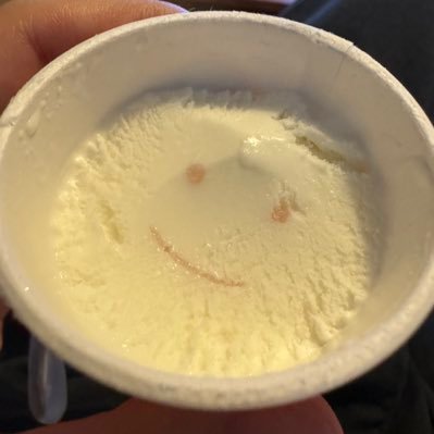 peaceandunko's profile picture. 小松菜奈さんではないです。