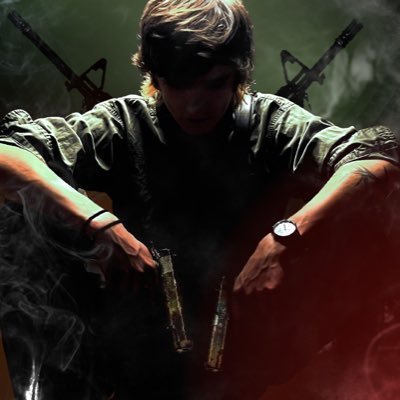 micahgoodhue's profile picture. vocalist for With Me Below & Distort The Earth, game dev, video editor