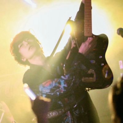 @LupinoaOfficial @mgr_official_X ロマバケでギター弾いたり作編曲する人 / お仕事でGtやBaサポートや作編曲やMIXマスタリングをしたり / 楽器機材、猫、アニメ、Vtuber、ゲーム、美容好き / ヘッダーはロンブーさんとコラボした時の写真ex.@ZeleiveOfficialのGt