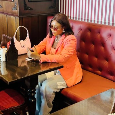 vanboven_joan's profile picture. CEO jayvan collection,Lover of God,love to intercede for others,easy going, fun loving, sucker for love and a happy child😀