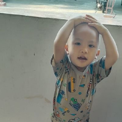 ayunk_gonzales's profile picture. hmmm..