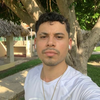 iMauricio_7's profile picture. 