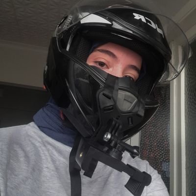 Kadınları el üstünde tutun derken bunu kastetmiyorduk.

TurkishWomenNeedHelp
