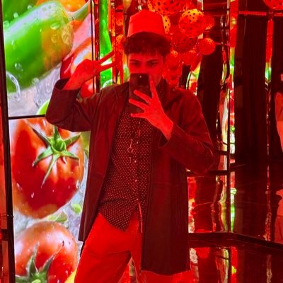 DiaryofamadmanL's profile picture. Choose Your Future , Choose Life