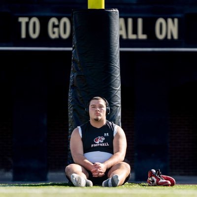 Class of 2027,Aubrey highschool/2nd Team All District 5-6A/ 6ā3 280 76 in wingspan/OT, C,OG/600 back squat/275 hang clean /300 bench/682-203-9488\Romans 8:18