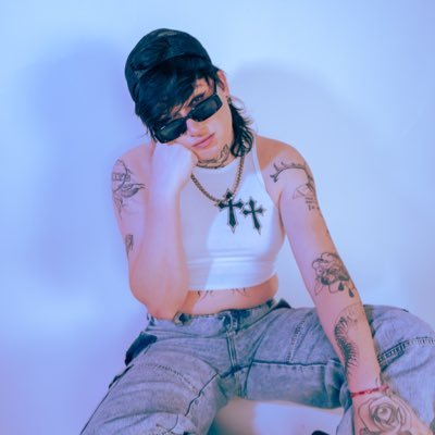 director of marketing @globaldancefest @decadencenye | she/her | i make techno and trance sometimes 🏳️🌈🏳️⚧️ alt: @taruhhyaps