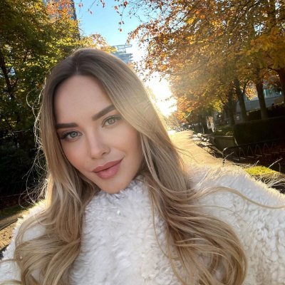 😀Philanthropist. May peace, love and kindness come to everyone, may God bless. I like the beach, surfing 🏖, and like traveling to feel the charm of nature.