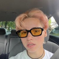 ✰ fuck trump (@handles) 's Twitter Profile