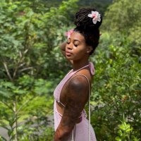 Ariel 🩷 (@munchkn0) 's Twitter Profile