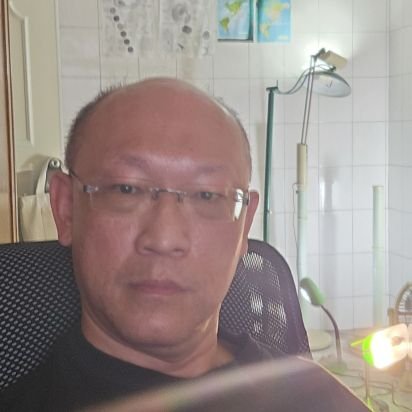 LEGO 課程, 每堂課80分鐘,
適合10歲以上同學
Starter
1,200/hour, 3人 3,200/小時
,10人 9,600, 20人1 6,800
Mover
1,600/小時
3人 4,400
多益測驗鐵人;連續考了456回
愈是聽到外部干擾, 一笑泯愁恩
求勝,難;求敗,難、、、、呀啊吧