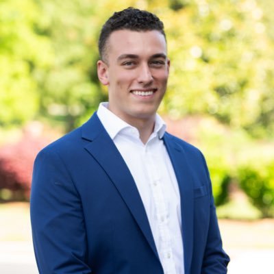 BrianDwyerJr's profile picture. Univ of Georgia ‘22  |   Univ of Notre Dame ‘23