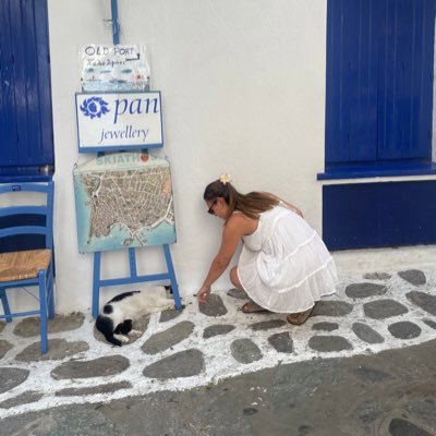 gracewatkinsss's profile picture. “I don’t need therapy, i have you guys” CB