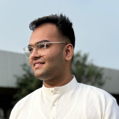 L I (O) V I N G - C O M P U T E R S
Computer Science Student at Vellore Institute of Technology.
Here to Connect, Grow and Learn.