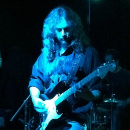 gouletb's profile picture. Strat mangling guitarist.....
