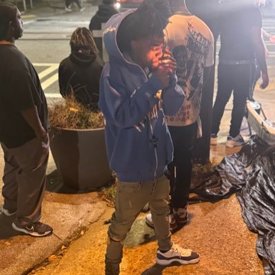 1eddit's profile picture. dark 30 video pinned, long live treskii & amber 🕊️💕