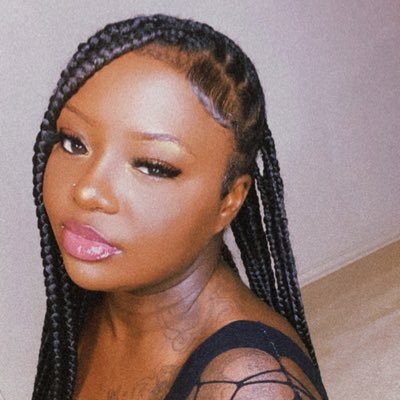 18+ Your favorite chocolate Doll 🍫🥵Content Creator ⚠️🎥 Don’t be scared click my links ⬇️😜