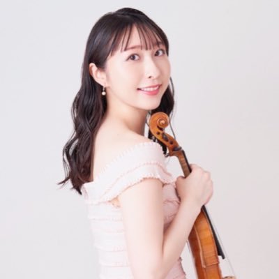 fyfyfy_vn's profile picture. 藝高63期/東京藝術大学卒🎻🐰 レッスン、お仕事のご依頼はDMまで📩