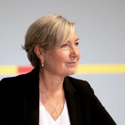 Cécile Neven Profile