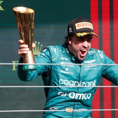 astutooooo's profile picture. 