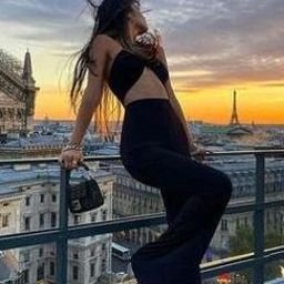 RoughtQh9xg's profile picture. 