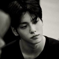 SOOBIN (@vraious) 's Twitter Profile