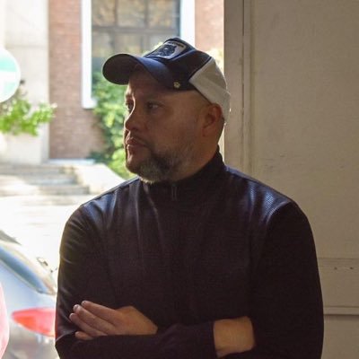 Delegado del sindicato de empleados comercio !!!!
Padre de morena y mía
hincha de huracán