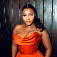 Demi (@demimolope) 's Twitter Profile