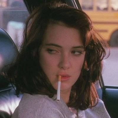 crazytosurvive's profile picture. Ouverte à tous les mouvements de pensée mais intolérante à ceux qui tolèrent le pire.

Ni gauchiste, ni droitarde, pro-intelligence