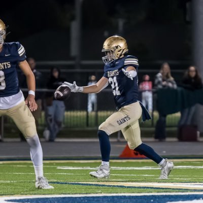 IL📍|C/O 2026| 3.59 GPA | RB/P/ATH | 6”0 200lbs | Central Catholic HS | #: (309) 532-3488 | NCAA ID # 2402225491 |lee.kad08@gmail.com | HC: (309)-531-3960 |