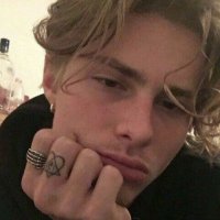 ¹³ (@cesclameurs) 's Twitter Profile