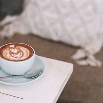 ayaka188271's profile picture. お金を引き寄せる秘訣やお得情報など共有中。自身がお金に苦労した経験からお金に苦しんでいる人の力になれればと思い、少額ですが現金配布企画をしています。 支援中⇒ https://t.co/yJiYpsJPx9