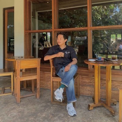 Jangan baper, omongan gue disini kadang emg nyakitin.