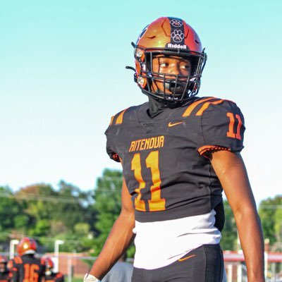 2026 ||CB/Ath ||3.0gpa||6’1||180 lbs|| 4.5 40|| Ritenour HS (MO) ||# 314-898-3097||makhib1113@gmail.com||Head Coach(@RitenourFball) https://t.co/XMTg58bDnP