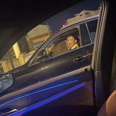 ln297777's profile picture. 