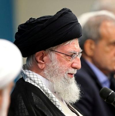 FNobari28216's profile picture. هدف اصلی ما آزادی جهان است.