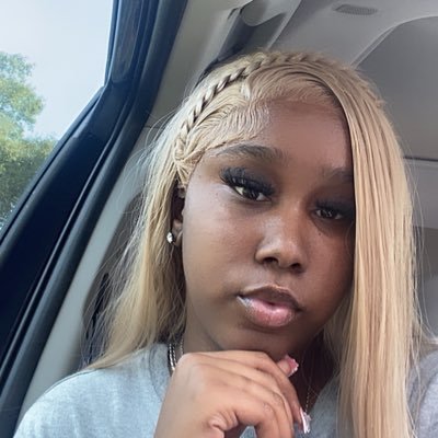 can you get in? | Dm fee $5 | no free content or link ups | $2 to accept request