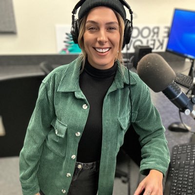 Radio: Mornings on 104.7 The Lizard/ Afternoons on Power 99 & Q98/ Weekly Top 25 with Sarah Nick 📻 Owner: Cynickal Media 🖥️ She/Her ✨
