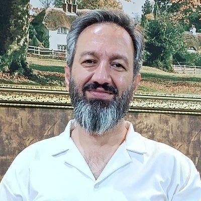 rezaghaderi55's profile picture. 
